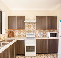 Villa Bianca 10 opposite the Tanks - 1 Gold Coast