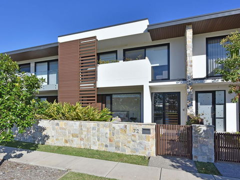 Villa Catania Waterside At Trinity Point - Gold Coast 4U 0