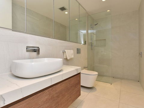 Villa Catania Waterside At Trinity Point - Gold Coast 4U 3