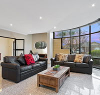 Villa de Marseilles - Melbourne - Gold Coast 4U