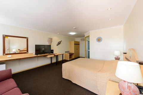 Villa Mirasol Motor Inn - Gold Coast 4U 3