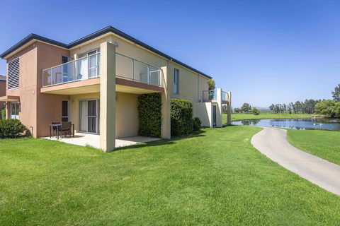 Villa On The Green - Accommodation Gold Coast 0