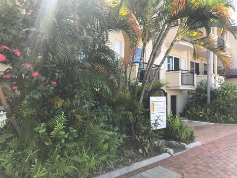 Villa Vaucluse Apartments - Accommodation Gold Coast 0