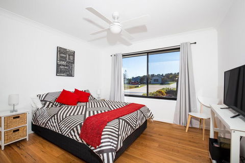 VIlla Zelma, Culburra Beach - Gold Coast 4U 2
