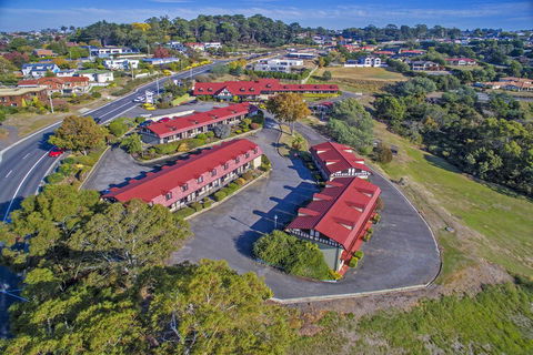 Village Family Motor Inn - Accommodation Gold Coast 0