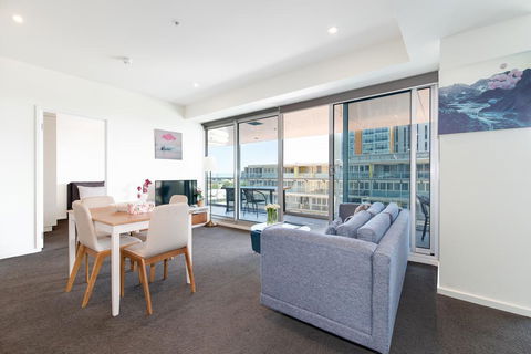 Vision On Morphett Adelaide Central - Gold Coast 4U 1