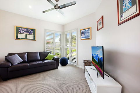 Vista One - Gold Coast 4U 2
