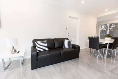 Wagga Apartments #2 - Accommodation Gold Coast 1