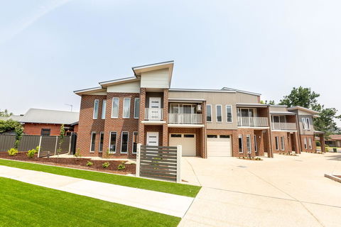 Wagga Apartments #4 - Accommodation Gold Coast 0