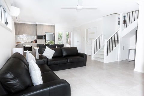 Wagga Apartments #5 - Accommodation Gold Coast 0