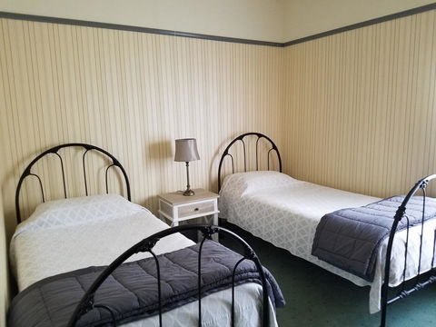 Wagga Wagga Country Cottages - Accommodation Gold Coast 3