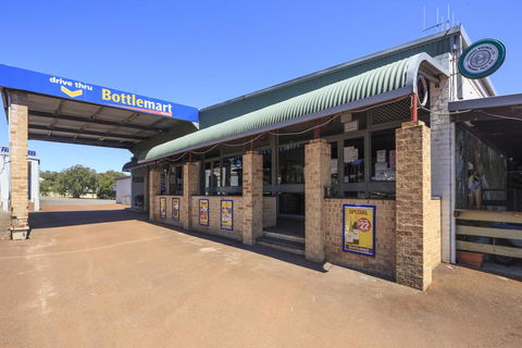 Walpole Hotel Motel - Accommodation Gold Coast 2