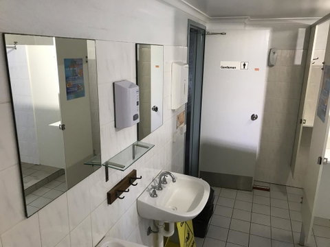 Wandarrah Lodge Hostel - Accommodation Gold Coast 2