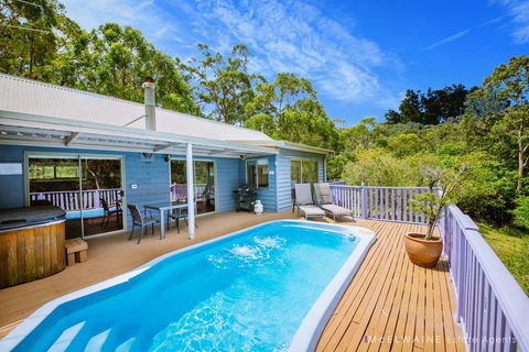 Wanjii II Pool & Spa Getaway - Accommodation Gold Coast 0