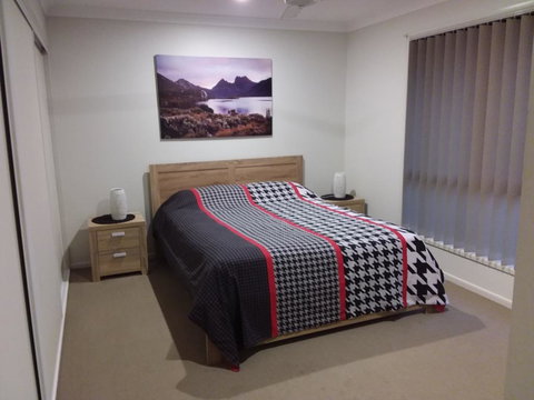 Waratah And Wattle Apartments - Accommodation Gold Coast 2