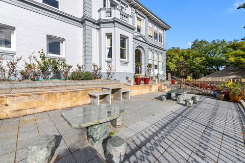 Waratah On York - Accommodation Gold Coast 0