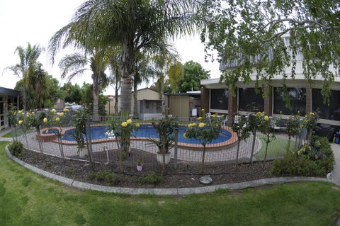 Warrina Motor Inn - Accommodation Gold Coast 3