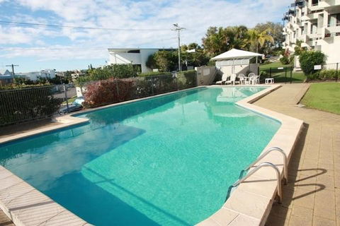 Warroo Apartments - Accommodation Gold Coast 1
