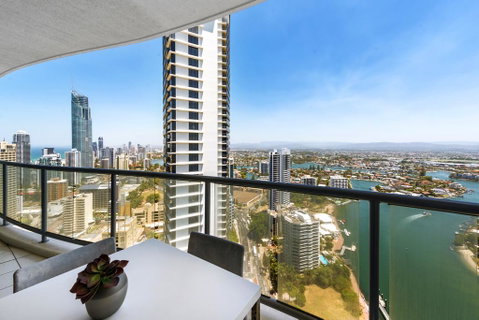 Water Views In The Sky - Accommodation Gold Coast 2
