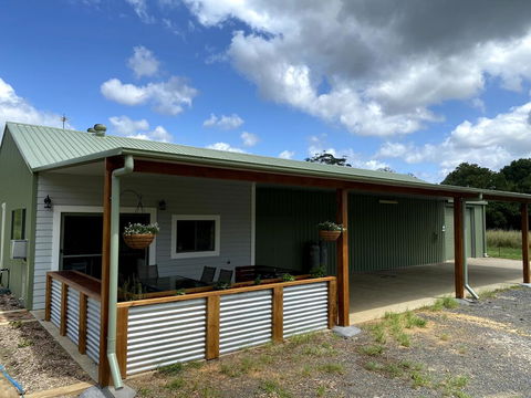 Waterfall Unit Farm Stay - Accommodation Gold Coast 0