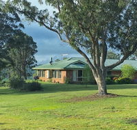 Waterfall Way Farmstay - Gold Coast 4U