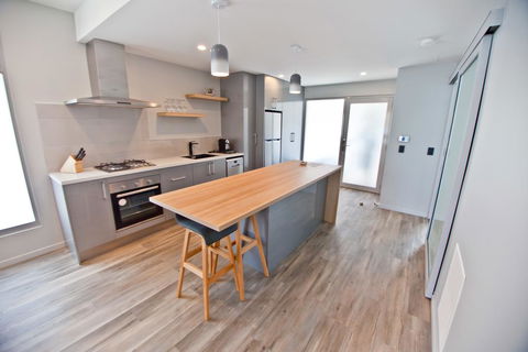 Waterfront Apartments - Accommodation Gold Coast 1