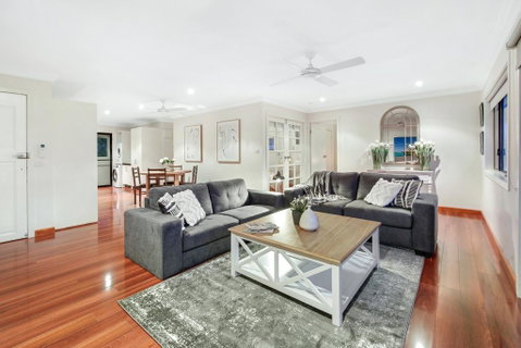 Waterfront Boutique Apartment - Personal Concierge - Accommodation Gold Coast 3