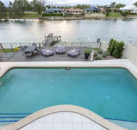 Waterfront Entertainer - Gold Coast 4U