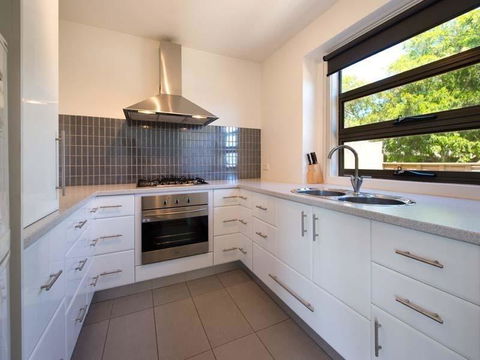 Daydream Cottage - Accommodation Gold Coast 3