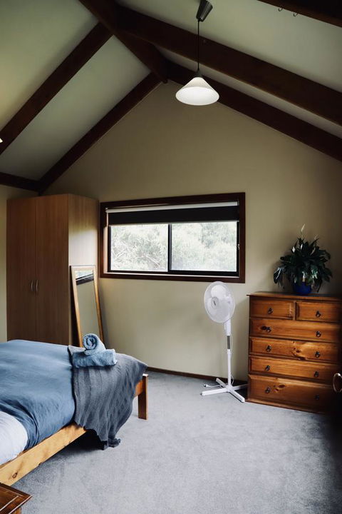 Red Ceder Cottage - Great Ocean Road - Port Campbell - Accommodation Gold Coast 4