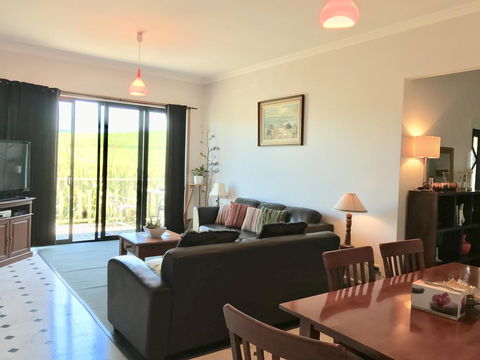 Hillâ€™s Creek Holiday Home - Gold Coast 4U 11
