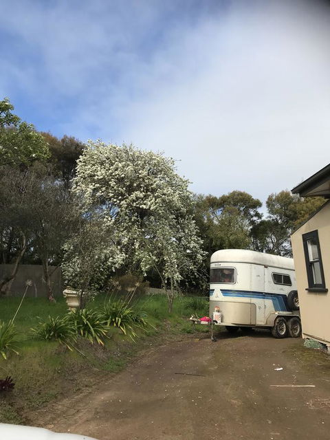 Hillâ€™s Creek Holiday Home - Gold Coast 4U 6