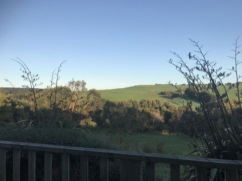 Hillâ€™s Creek Holiday Home - Gold Coast 4U 16