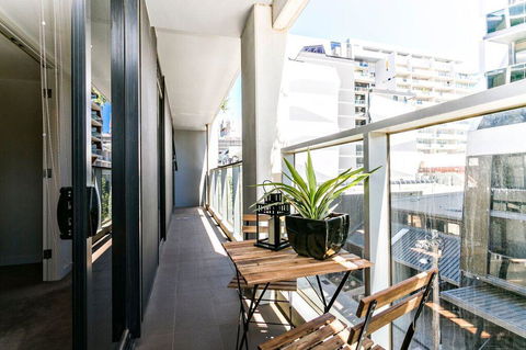 Complete Host 50 Claremont St Apartments - Gold Coast 4U 20