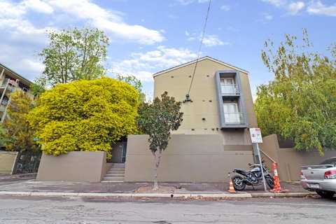 Colour Pop Fitzroy - 3 Bedroom Pet Friendly - Accommodation Gold Coast 28