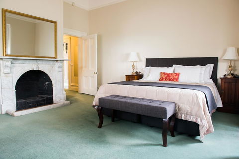 The Riversleigh - Accommodation Gold Coast 14