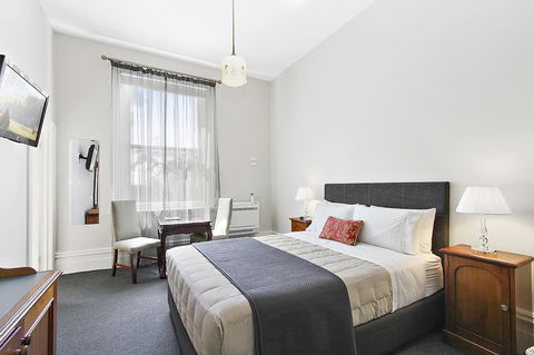 The Riversleigh - Accommodation Gold Coast 25