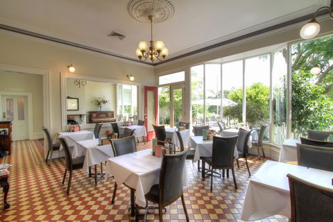 The Riversleigh - Accommodation Gold Coast 5
