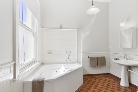 The Riversleigh - Accommodation Gold Coast 19