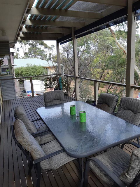 Elevated Holiday House Overlooks Tranquil Wetlands - Accommodation Gold Coast 9