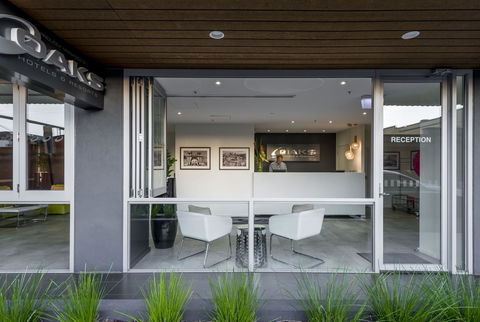 Oaks Melbourne South Yarra Suites - 1 Gold Coast 3