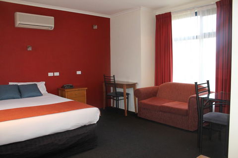 Rochester Motel - Gold Coast 4U 13