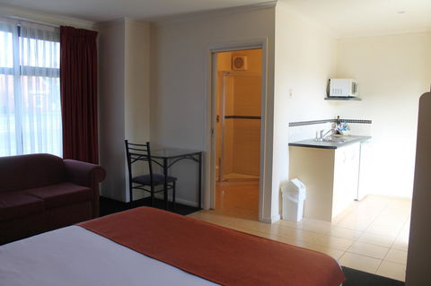 Rochester Motel - Gold Coast 4U 10