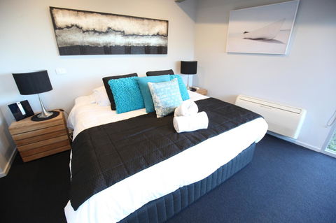 Lorne Luxury - Gold Coast 4U 3