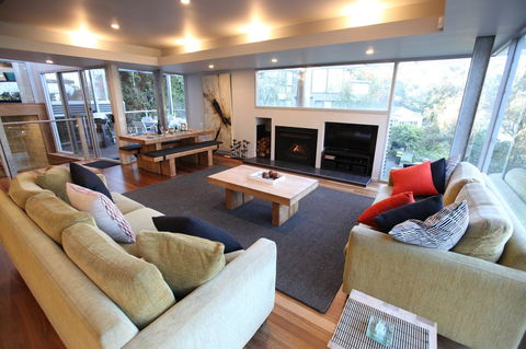 Lorne Luxury - Gold Coast 4U 8