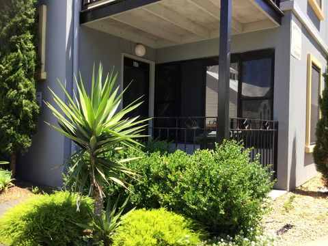 At The Beach Apartments - Accommodation Gold Coast 16