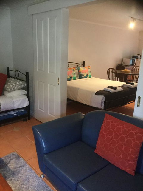At The Beach Apartments - Accommodation Gold Coast 14