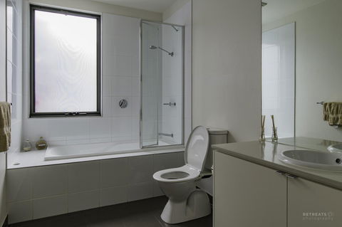 1 Pebble Place - Gold Coast 4U 13