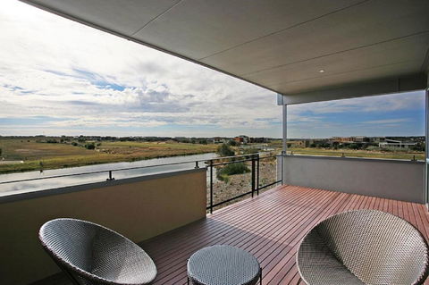 1 Pebble Place - Gold Coast 4U 14