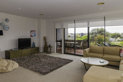 1 Pebble Place - Gold Coast 4U 5
